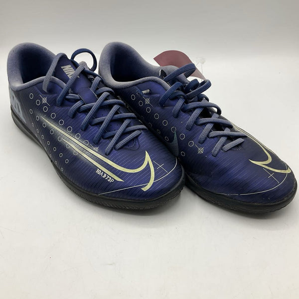 Size 4.5Y: Nike Dark Blue Lace-Up Indoor Soccer Cleats