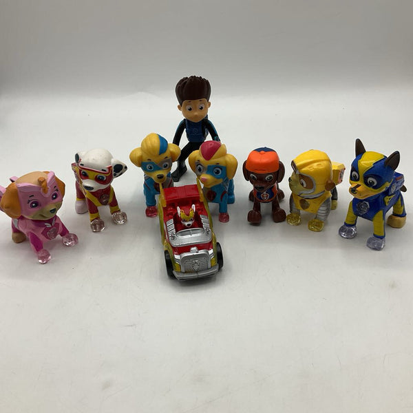 Assorted Paw Patrol 9pc Figures