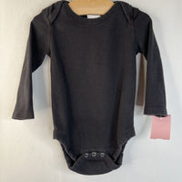 Size 12-18m (75): Hanna Andersson Faded Black Long Sleeve Onesie