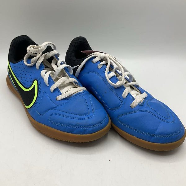 Size 5Y: Nike Blue Lace-up Indoor Soccer Cleats