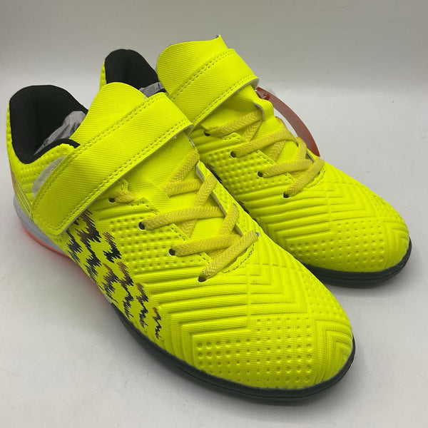 Size 3Y: Deja Tu Huella Neon Yellow Indoor Soccer Cleats-NEW