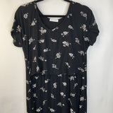 Size L: Small Show Black/White Flowers Short Sleeve Nursing Dress