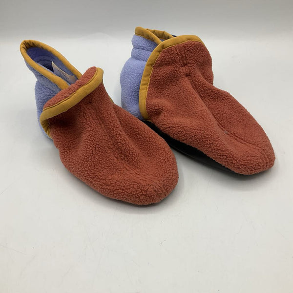 Size 2-5: Patagonia Purple/Orange Fleece Slippers