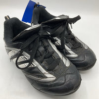 Size 9: Adidas Black/White Lace-Up Soccer Cleats