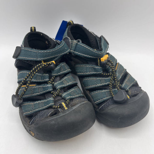 Size 10: Keen Black/Green Toggle/Velcro Strap Sandals