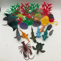2 Gallon Bag Of Assorted Animal Figurines