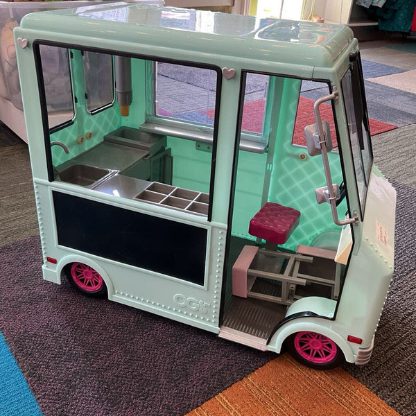 Our Generation Sweet Stop Truck W/Accessories (retails $120)