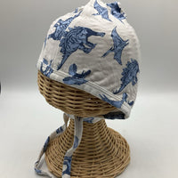 Size 6-12m: Kate Quinn White Blue Dinosaur Baby Hat