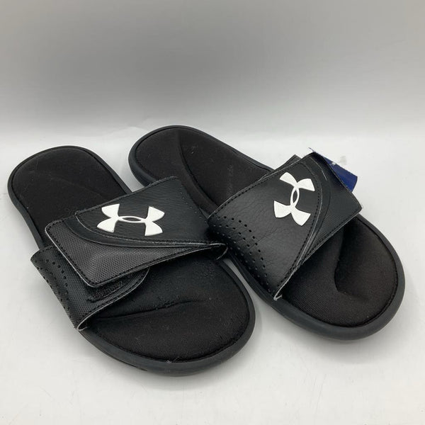 Size 5Y: Under Armour Black Velcro Strap Slides