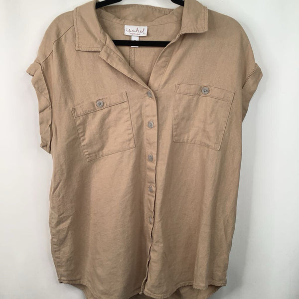 Size M: Isabell Collared Button-Up T-Shirt