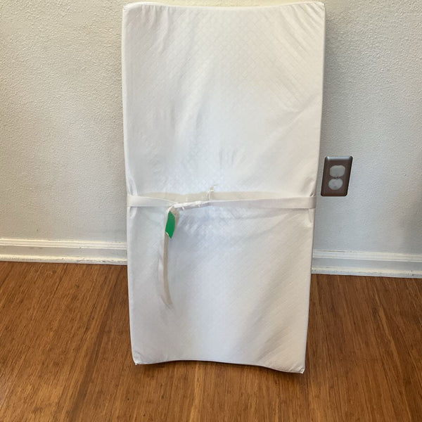 White Vinyl Changing Pad