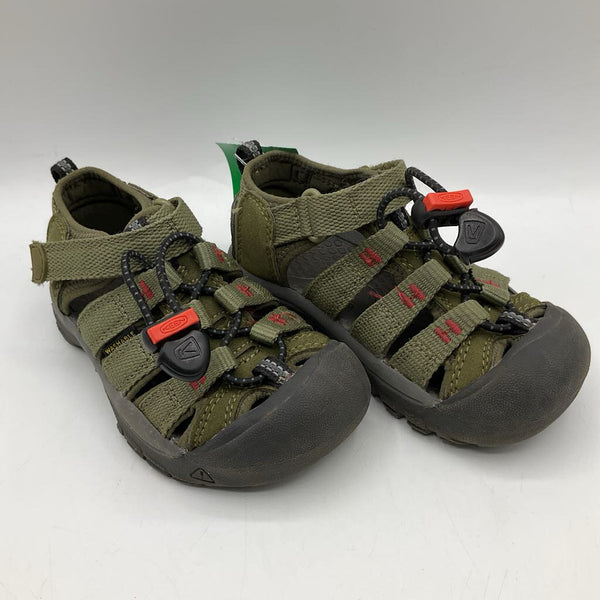 Size 9: Keens Green Toggle/Velcro Strap Sandals