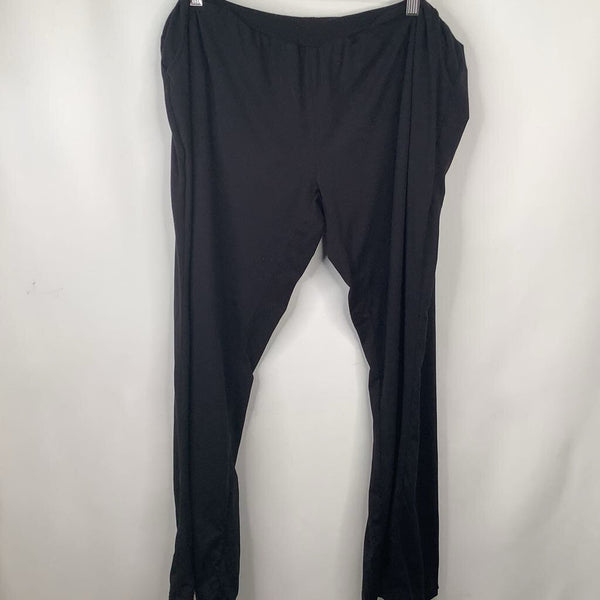 Size XXL: Black Leggings
