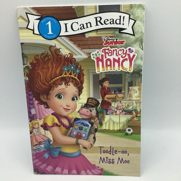Fancy Nancy: Toodle-oo Miss Moo (paperback)