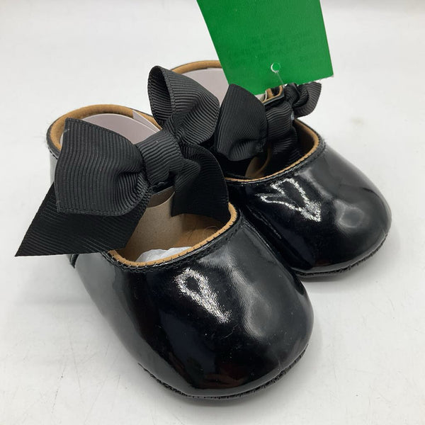 Size 1: Black Patent Leather Soft Sole Shoes