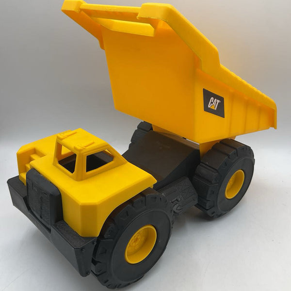 Cat Yellow Construction Truck