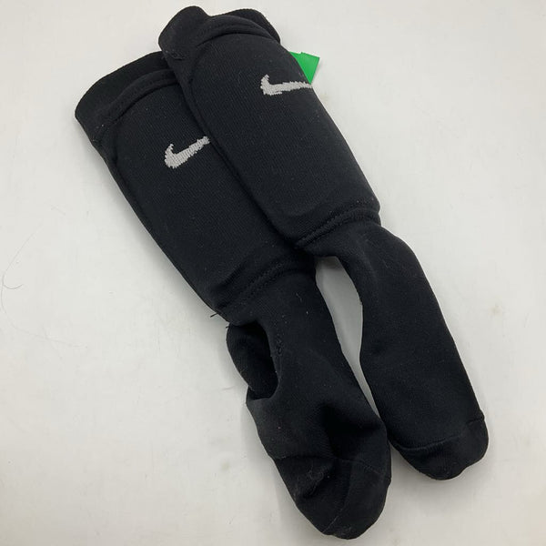 Size S: Nike Black Knee Guards
