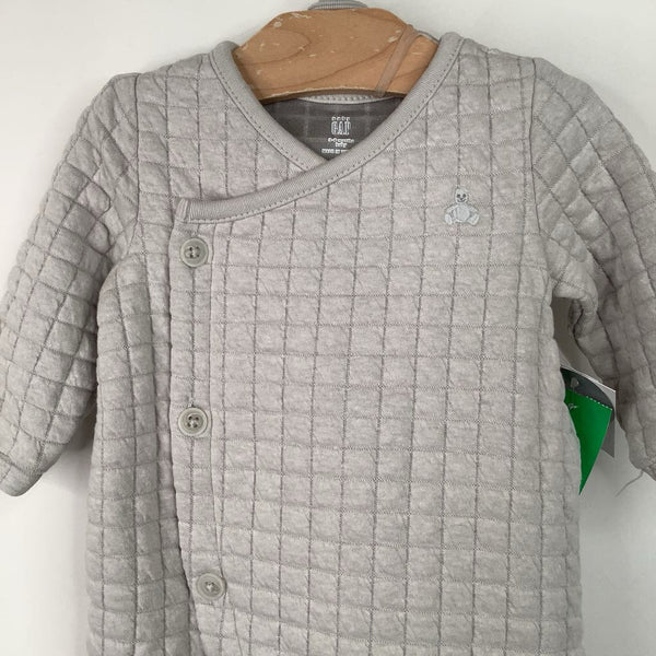 Size 3-6m: Gap Grey PJs/Hat 2pc Set NEW W/Tags