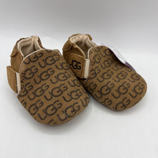 Size 0-1 Ugg Brown Soft Soled Baby Booties