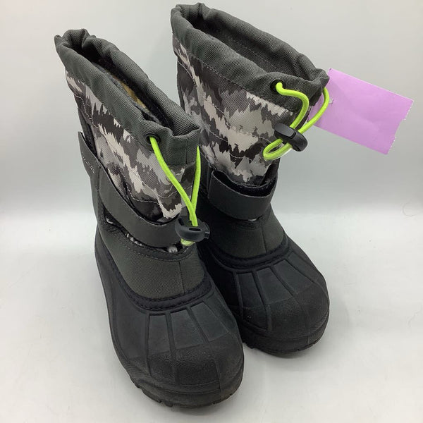 Size 12: Columbia Grey Camo Toggle Snow Boots