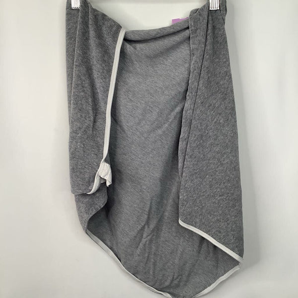 Size O/S: Burt's Bees Grey Hooded Baby Towel
