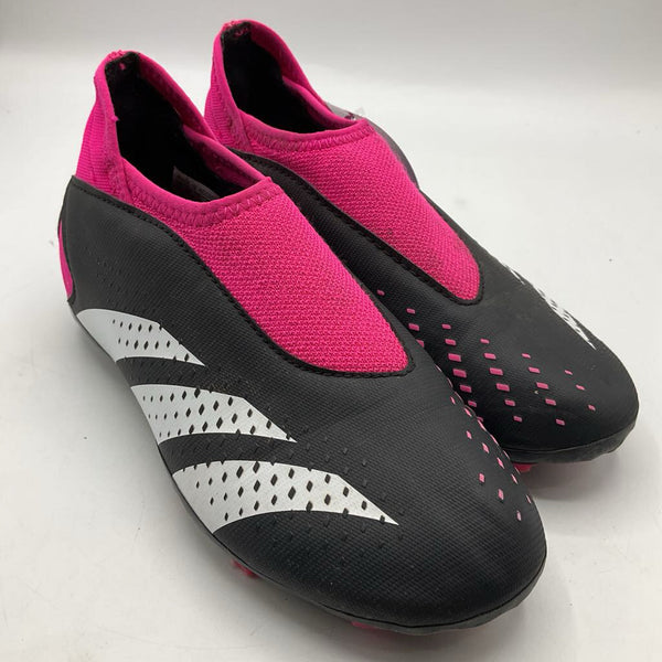 Size 1Y: Nike Pink/Black Slip-On Soccer Cleats