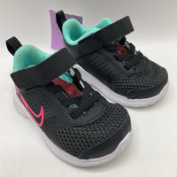 Size 3: Nike Blue/Black Velcro Strap Sneakers