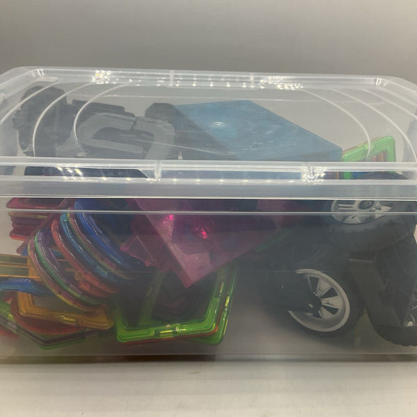 Assorted Bin Of Magformers Building Tiles