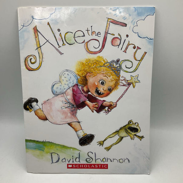 Alice The Fairy (paperback)