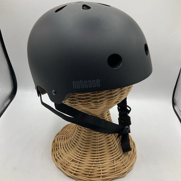 Size 5-8: Nutcase Black Helmet