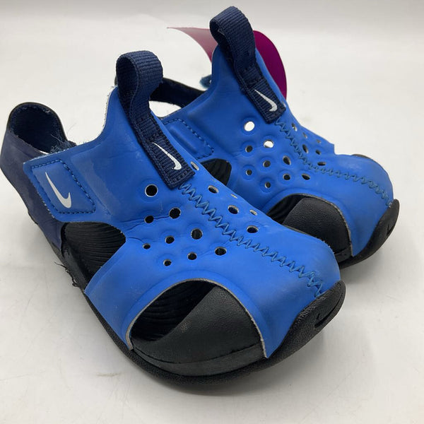 Size 5: Nike blue Black Velcro Sandals