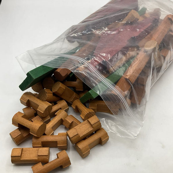 1 Gallon Bag of Lincoln Logs