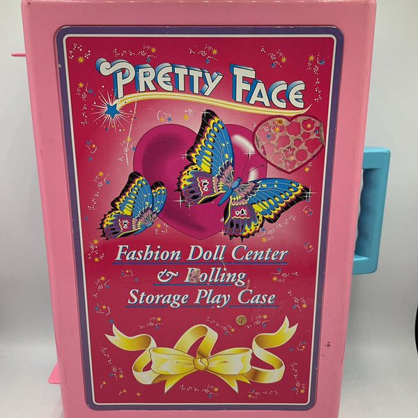 Pink/Purple Storage Case w/ 4 Bratz Dolls And Assorted Accessories