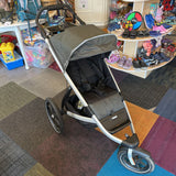 Thule Urban Glide Jogging Stroller W/Hand Brake, Rain Shield & Cup Caddy (retails 700+)-reduced