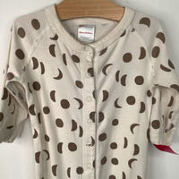 Size 6-12m (70): Hanna Andersson Creme Moon Phases 1pc PJs
