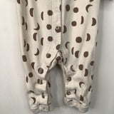Size 6-12m (70): Hanna Andersson Creme Moon Phases 1pc PJs