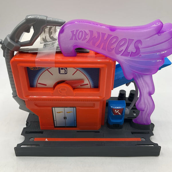 Hot Wheels Downtown Speedy Fuel Shop