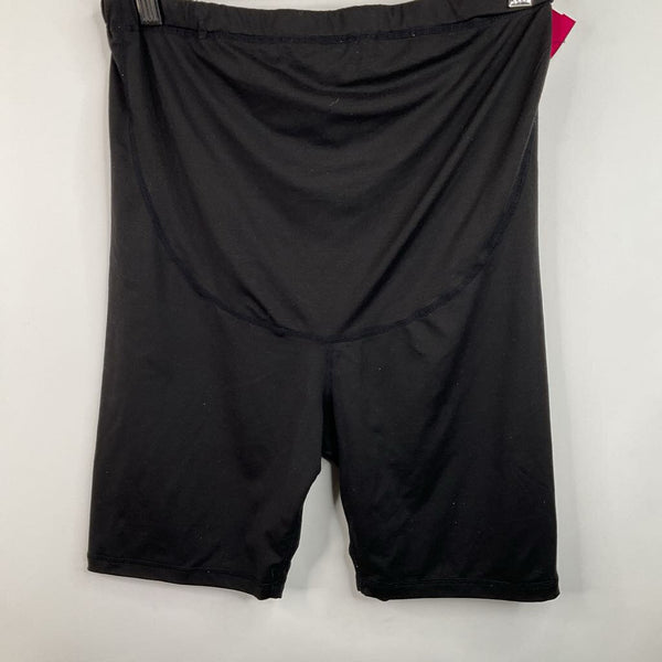 Size S: Black Tumble Shorts