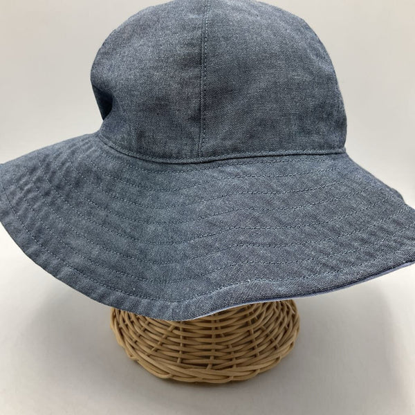 Size 2-3: The North Face Grey/Blue Sun Hat