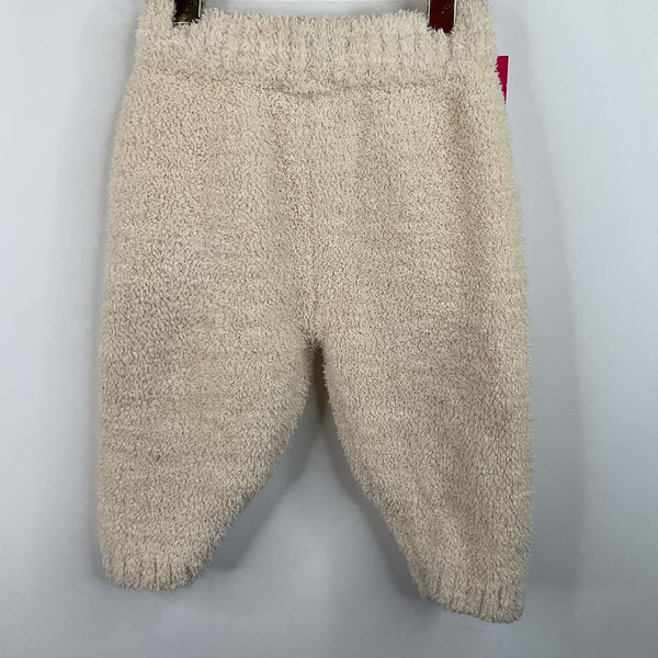Size 6-12m (70): Hanna Andersson Creme Fuzzy Pants