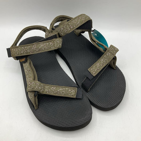 Size 5Y: Teva Black/Green Camo Velcro Strap Sandals