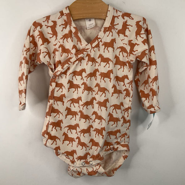 Size 6-12m: Kate Quinn Creme/Orange Horses Long Sleeve Onesie