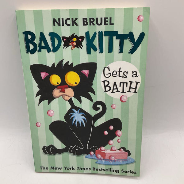 Bad Kitty Gets A Bath (paperback)
