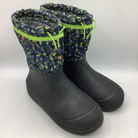 Size 5Y: Bogs Black Green/Blue Pixilated Insulated Shell Snow Boots