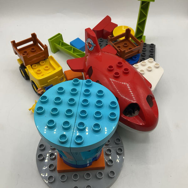 Duplo Assorted Airport Set