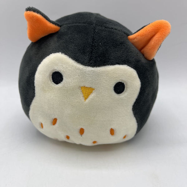 Flip-A-Mallow Pumpkin/Bat Owl Plush