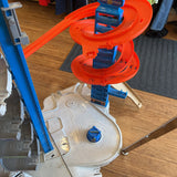 Hot Wheels Ultimate Garage Playset W/Assorted Vehicles (retails $250+)