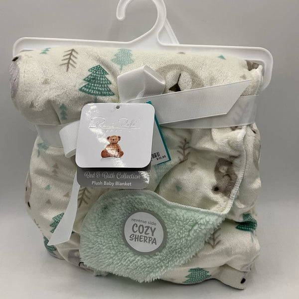 Rene Rofe Forest Print Cozy Sherpa Blanket -NEW