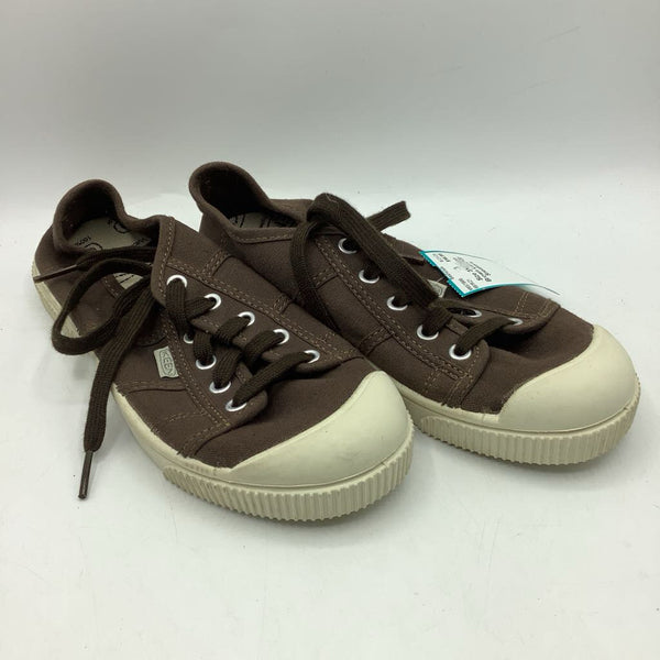 Size 3Y: Keen Brown Lace-Up Sneakers