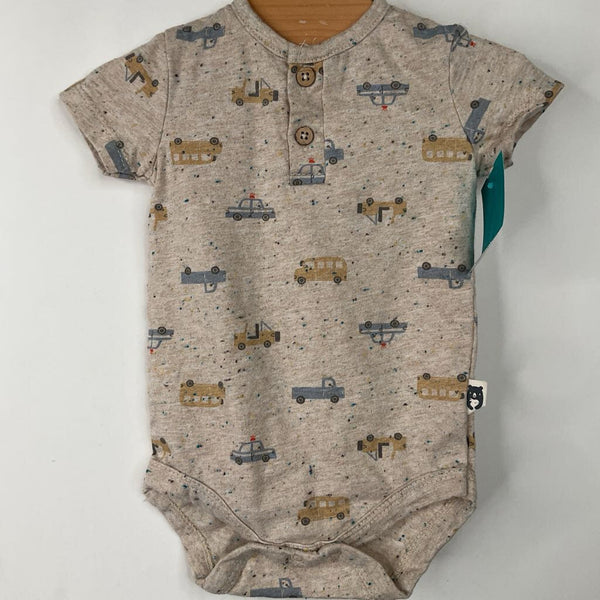 Size 3-6m: Rabbit + Bear Tan/Blue Vehicle Sleeve Onesie